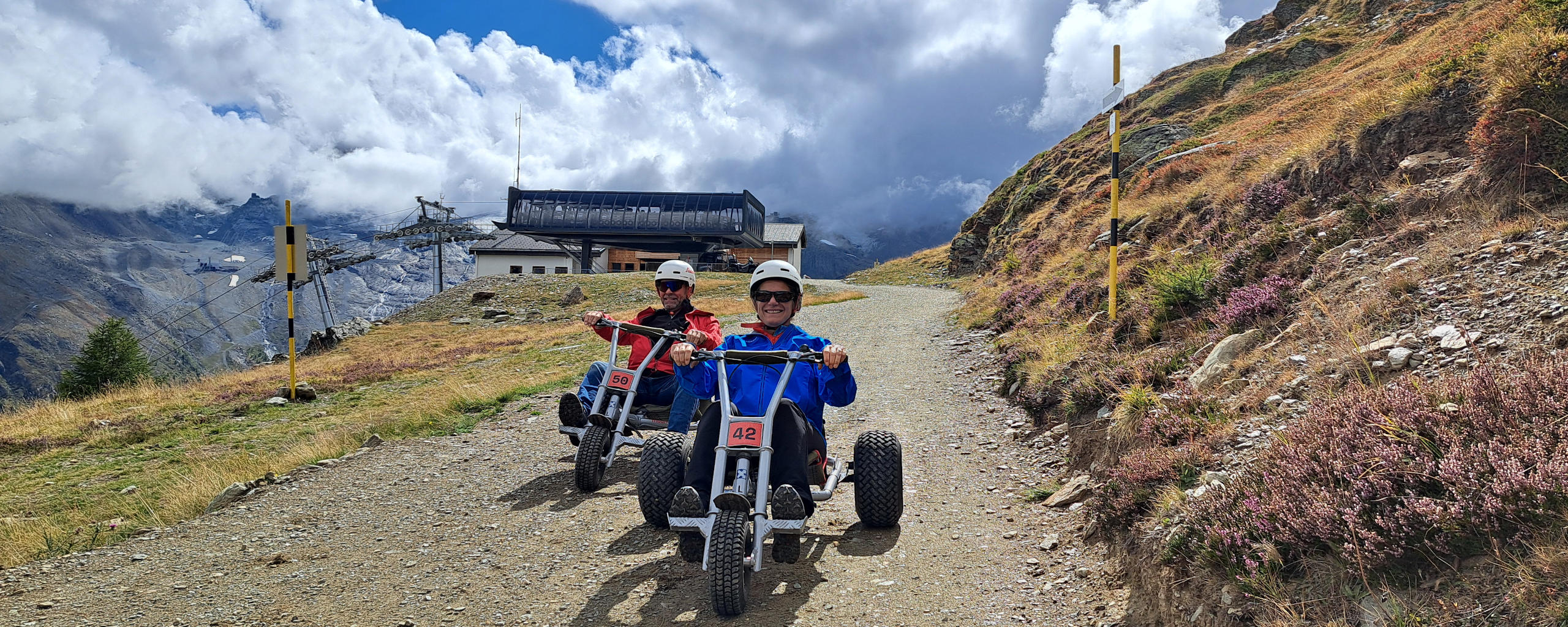 ferienwohnungen apartments azur saas fee mountaincarts hannig